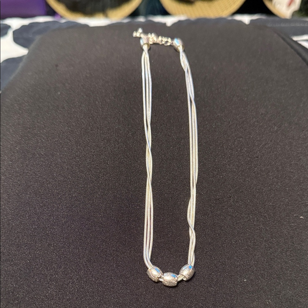 Elegant Silver Necklace